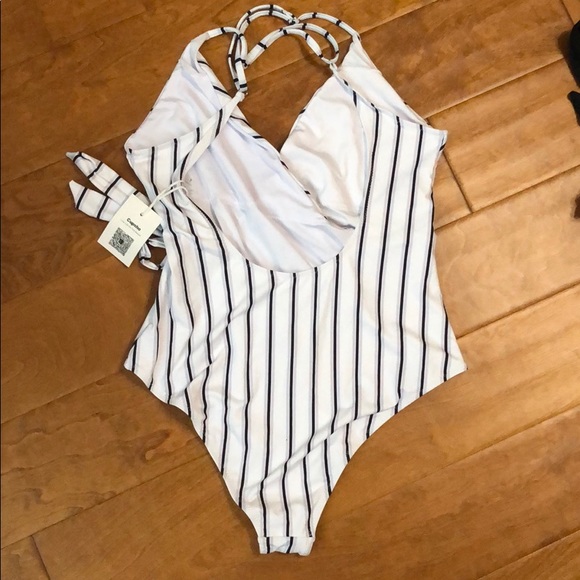 CUPSHE SWIM - Picture 2 of 2